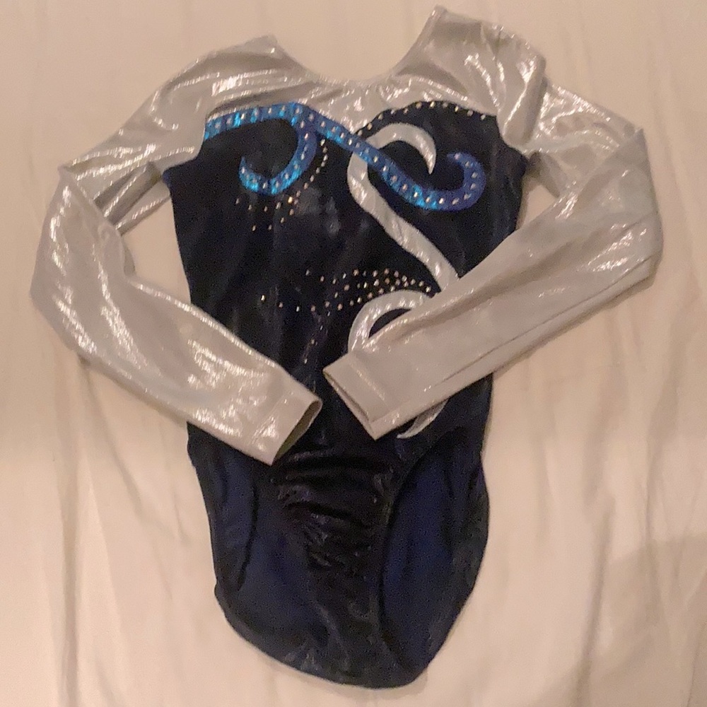 GK Elite Swarovski Crystal Bling Competition Leo Blue White Foil AXS EUC!